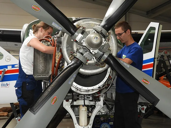 A maintenance facility at Teuge supports general-aviation aircraft.